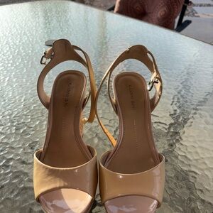 Gianni Bini Women's Beige Heels